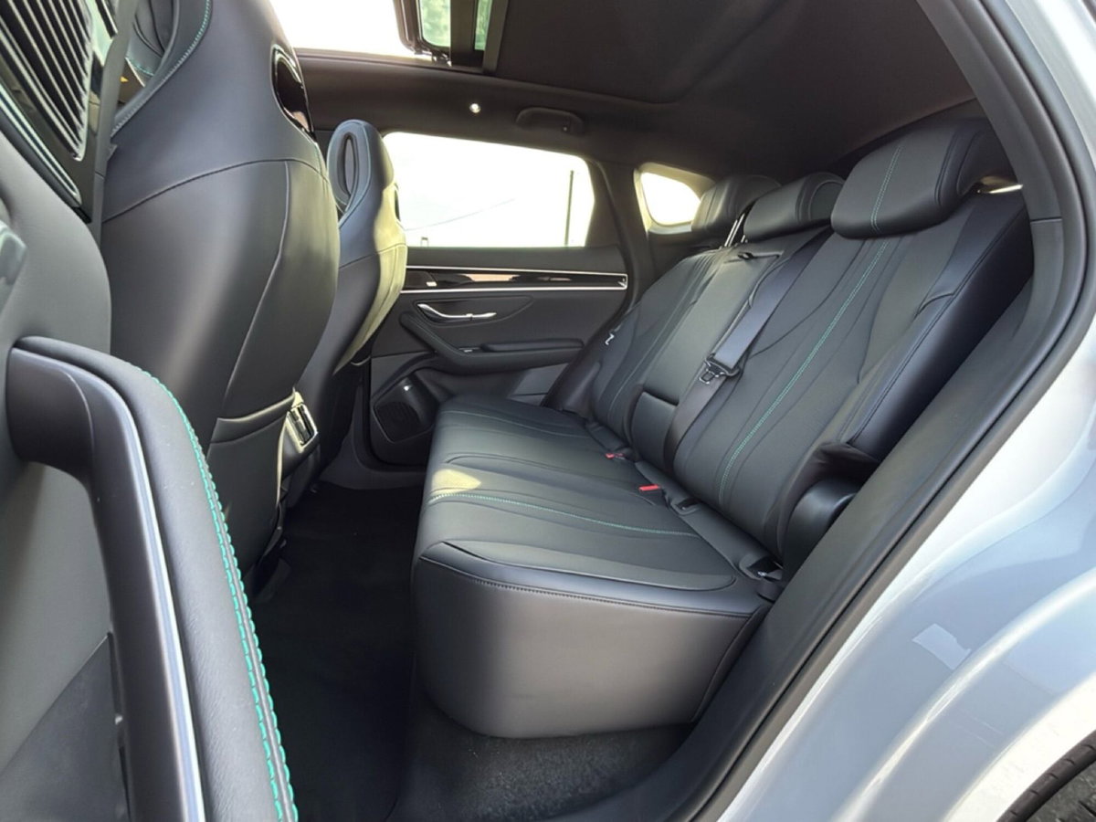 Byd Seal U 71,8 kWh Comfort (11)