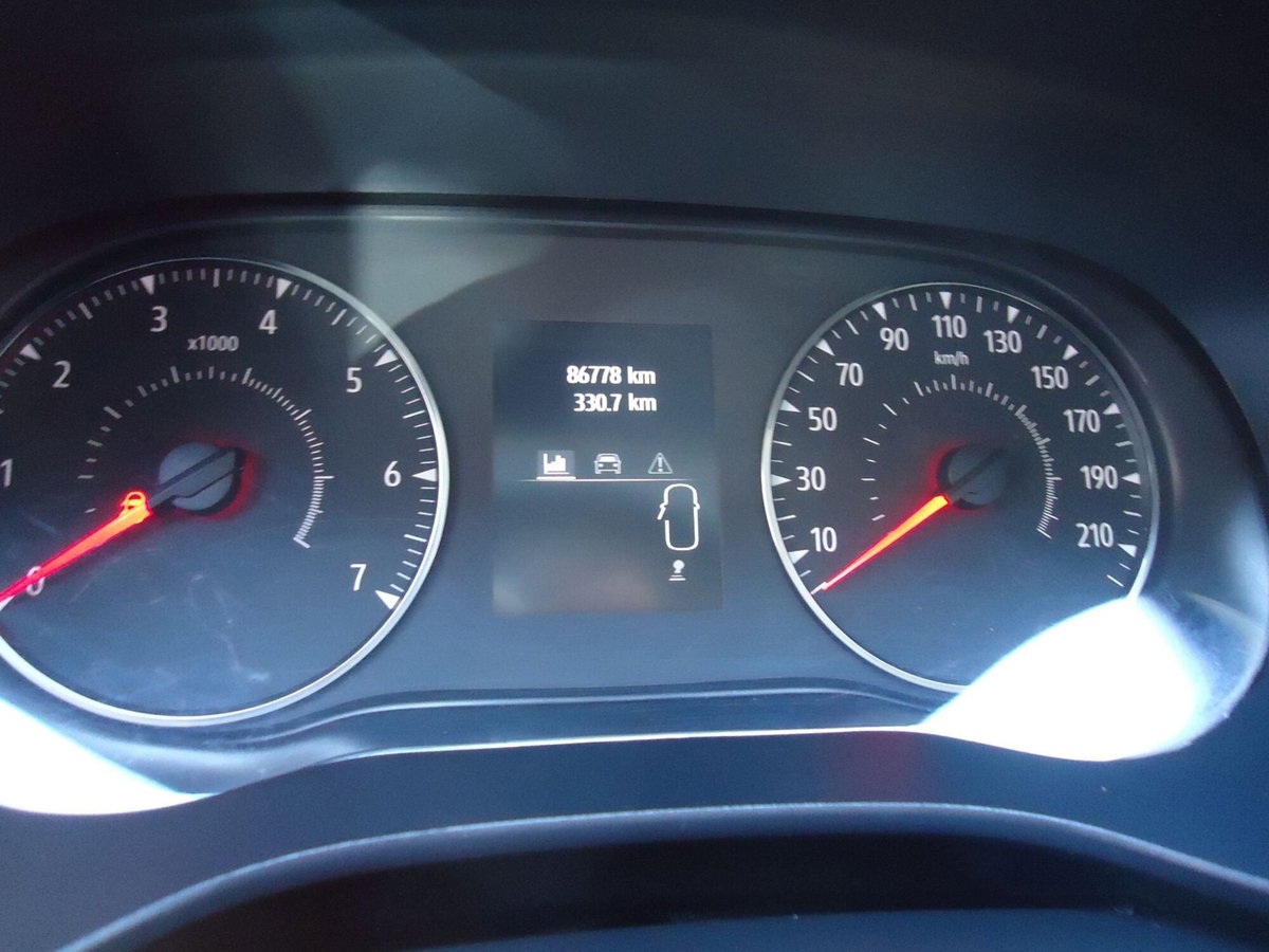 Dacia Sandero Stepway 1.0 TCe 90 CV Comfort (14)