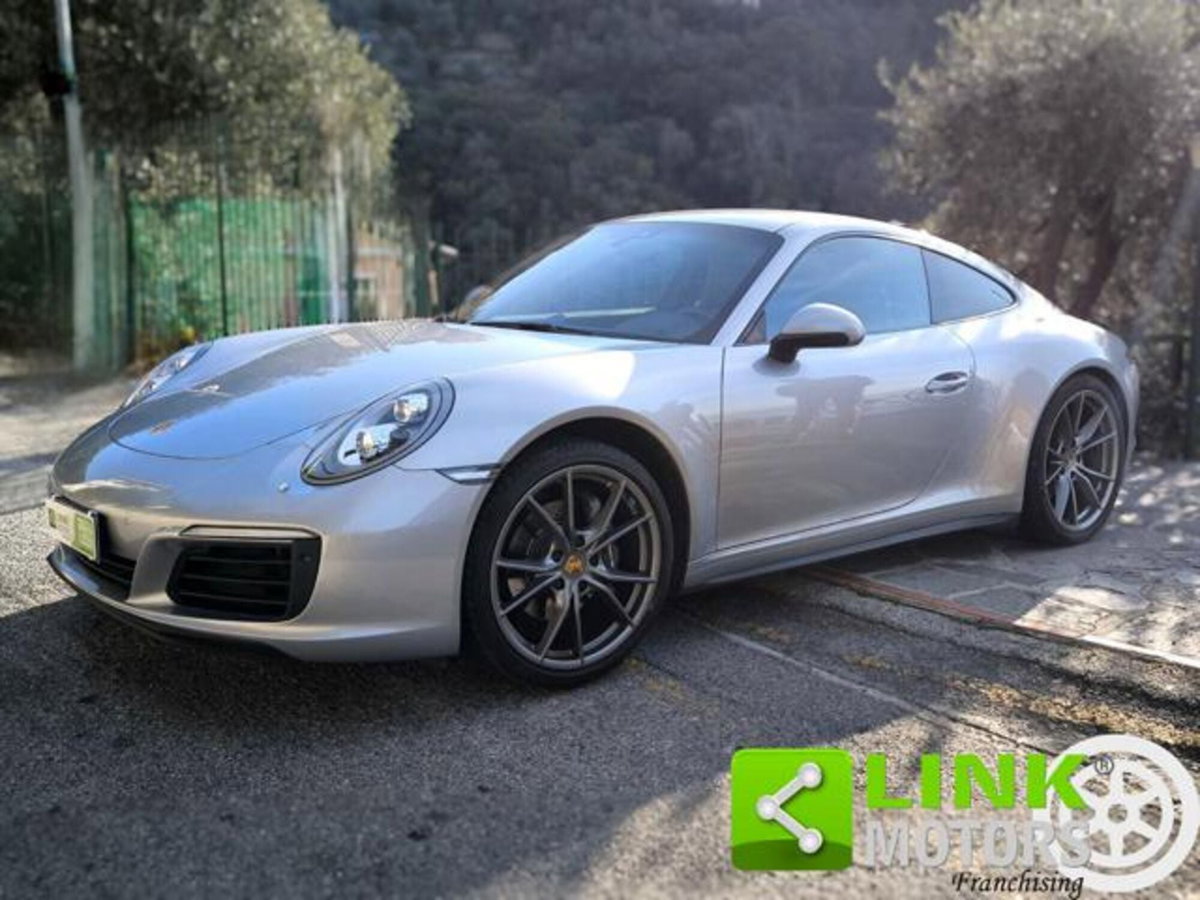 Porsche 911 Coupé 3.0 Carrera 4