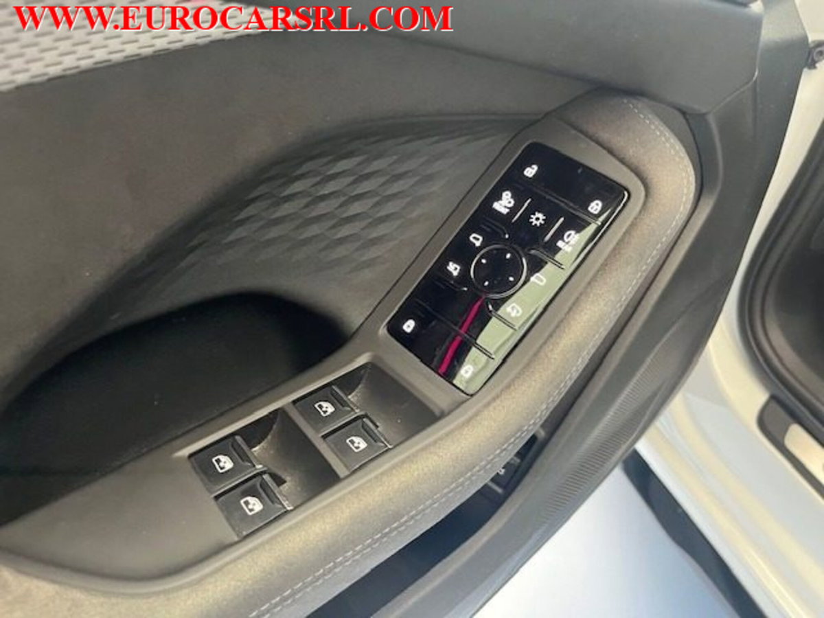 Audi A5 Avant 2.0 tdi mhev+ S line edition 204cv s-tronic (14)
