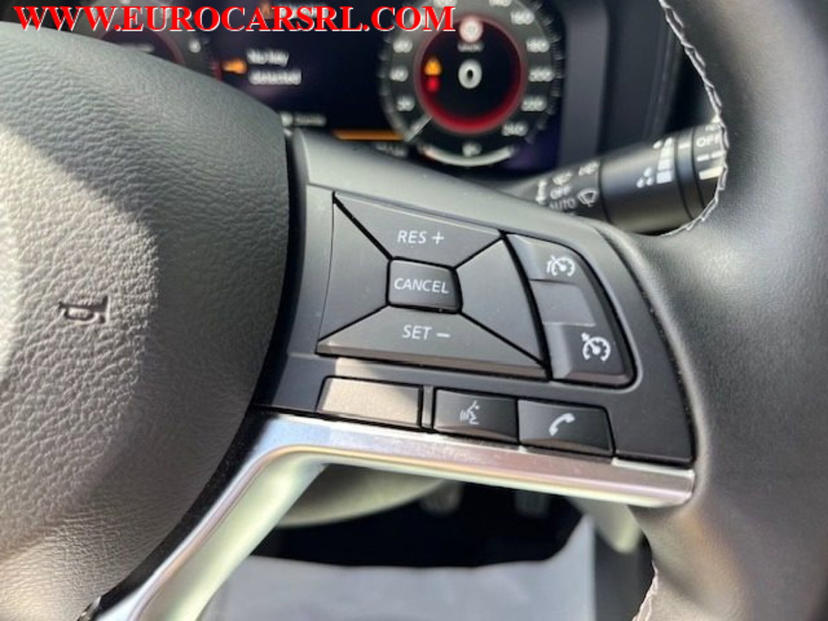 Nissan Juke 1.0 dig-t N-Connecta 114cv (14)
