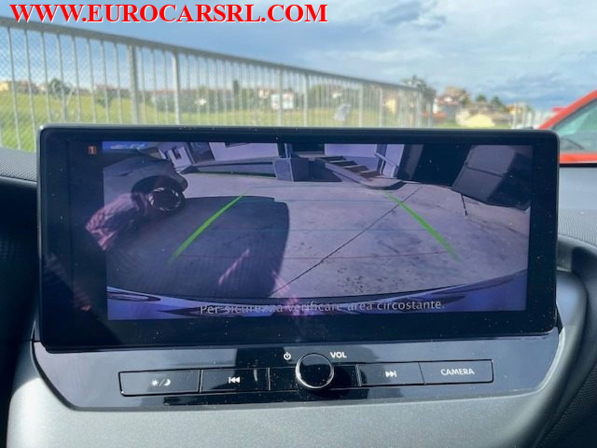Nissan Juke 1.0 dig-t N-Connecta 114cv (17)