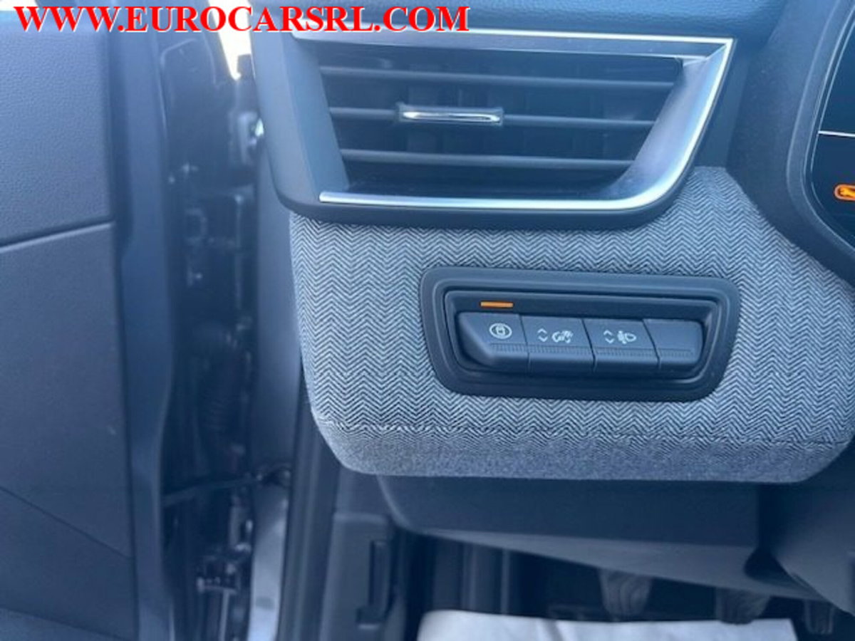 Renault Clio TCe 90 CV 5 porte Techno (13)
