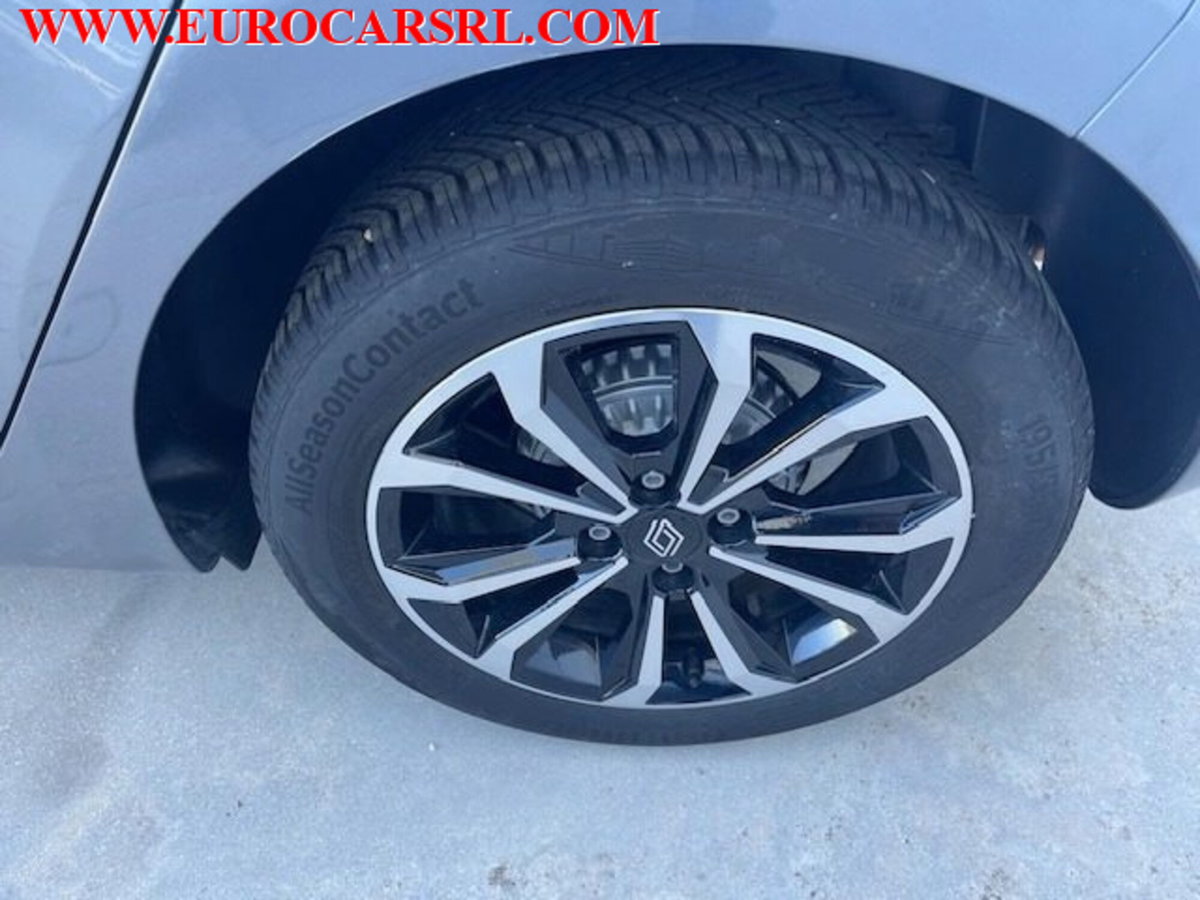 Renault Clio TCe 90 CV 5 porte Techno (5)