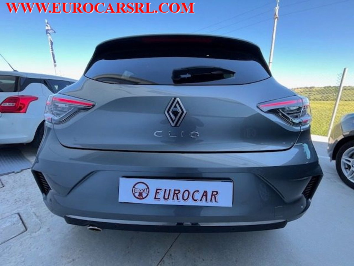 Renault Clio TCe 90 CV 5 porte Techno (7)