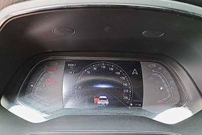Renault Captur 1.0 tce Techno 90cv (9)