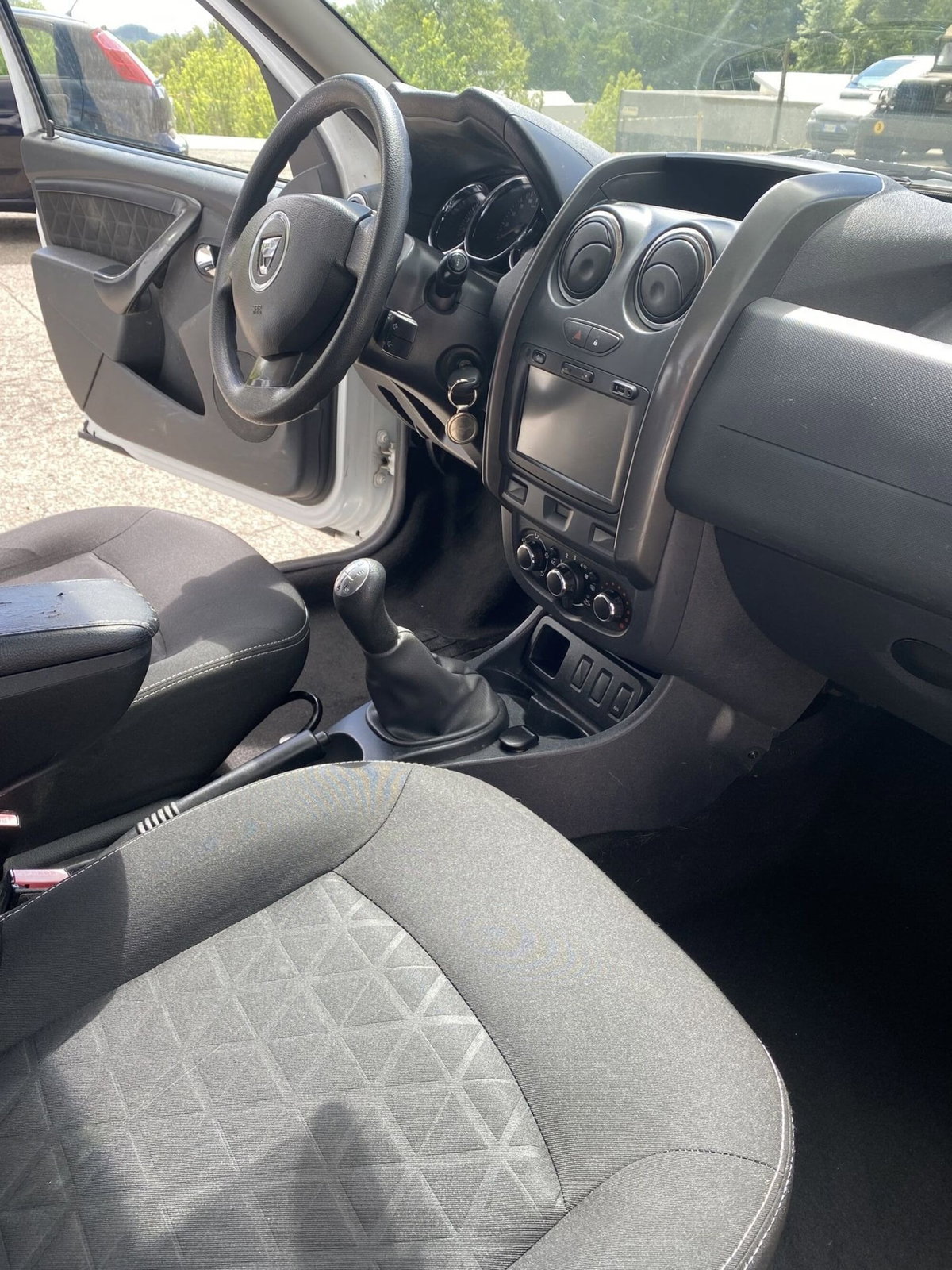 Dacia Duster 1.6 110CV 4x2 GPL Lauréate (13)