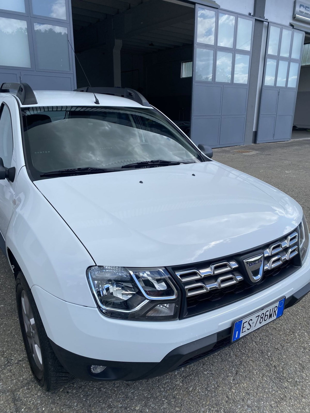 Dacia Duster 1.6 110CV 4x2 GPL Lauréate (6)