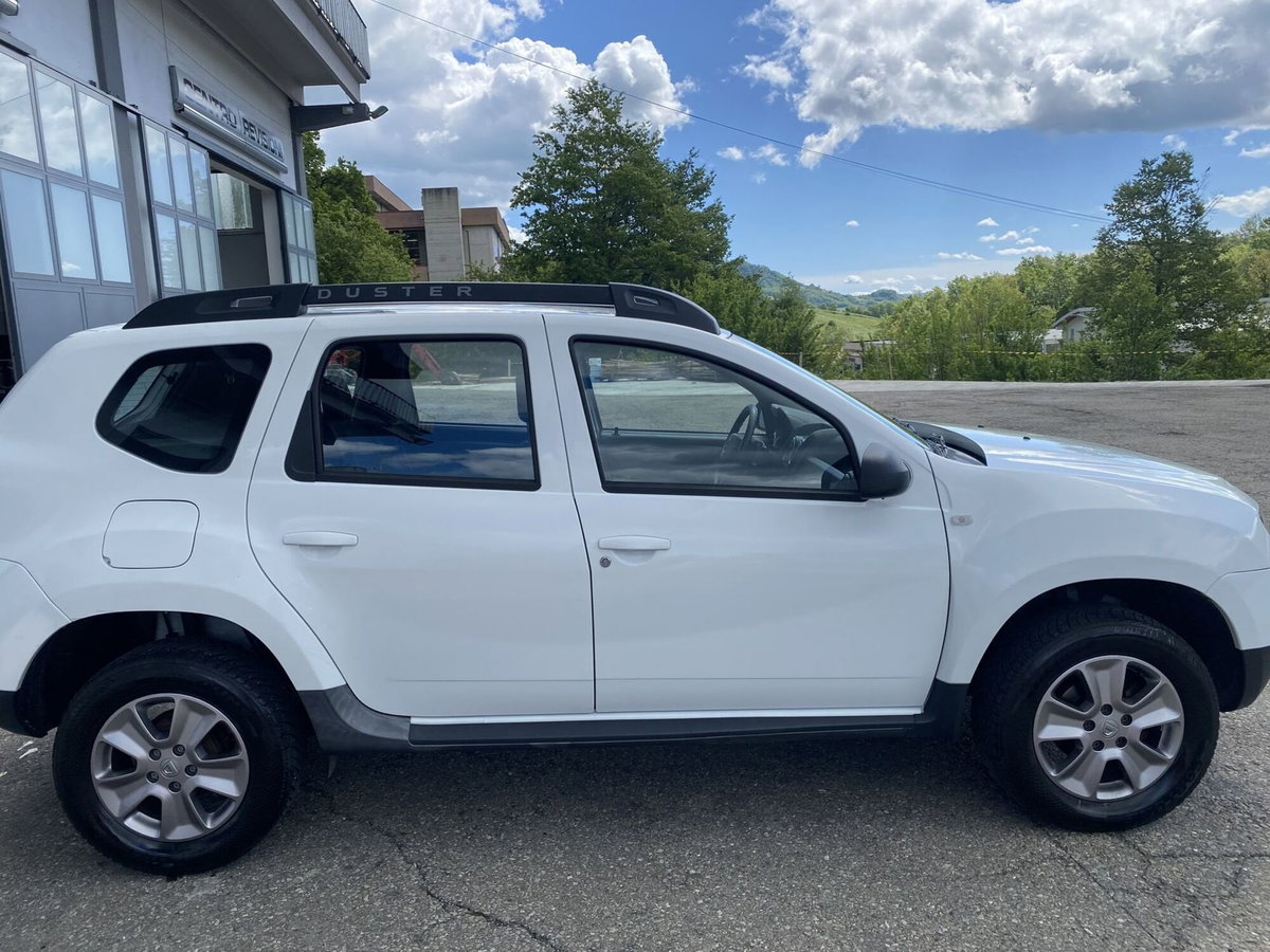 Dacia Duster 1.6 110CV 4x2 GPL Lauréate (8)
