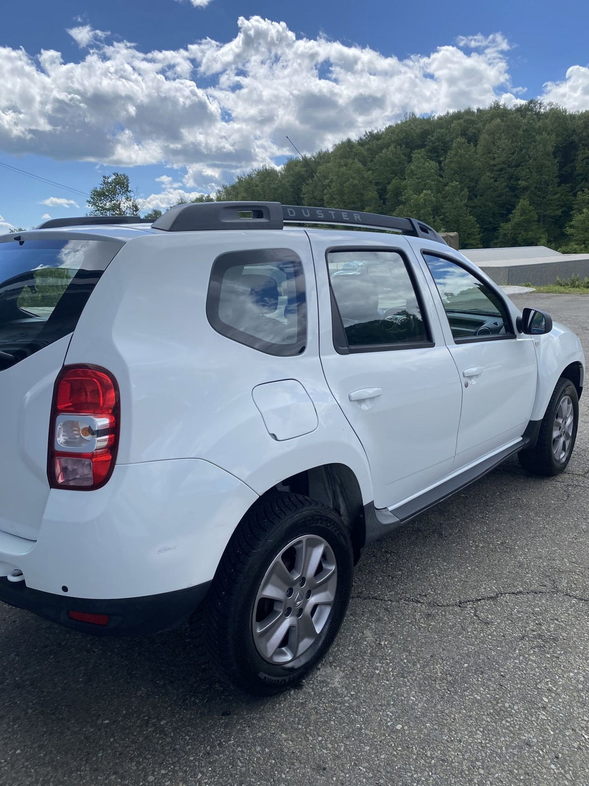 Dacia Duster 1.6 110CV 4x2 GPL Lauréate (9)