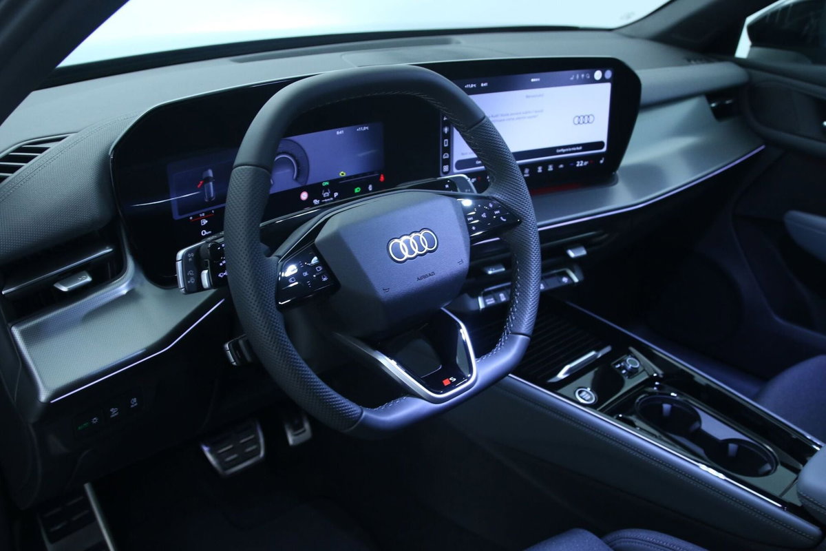 Audi Q3 Sportback 35 TDI quattro S tronic S line edition (9)