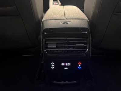 Peugeot 5008 1.2 hybrid Allure 145cv e-dcs6 (12)
