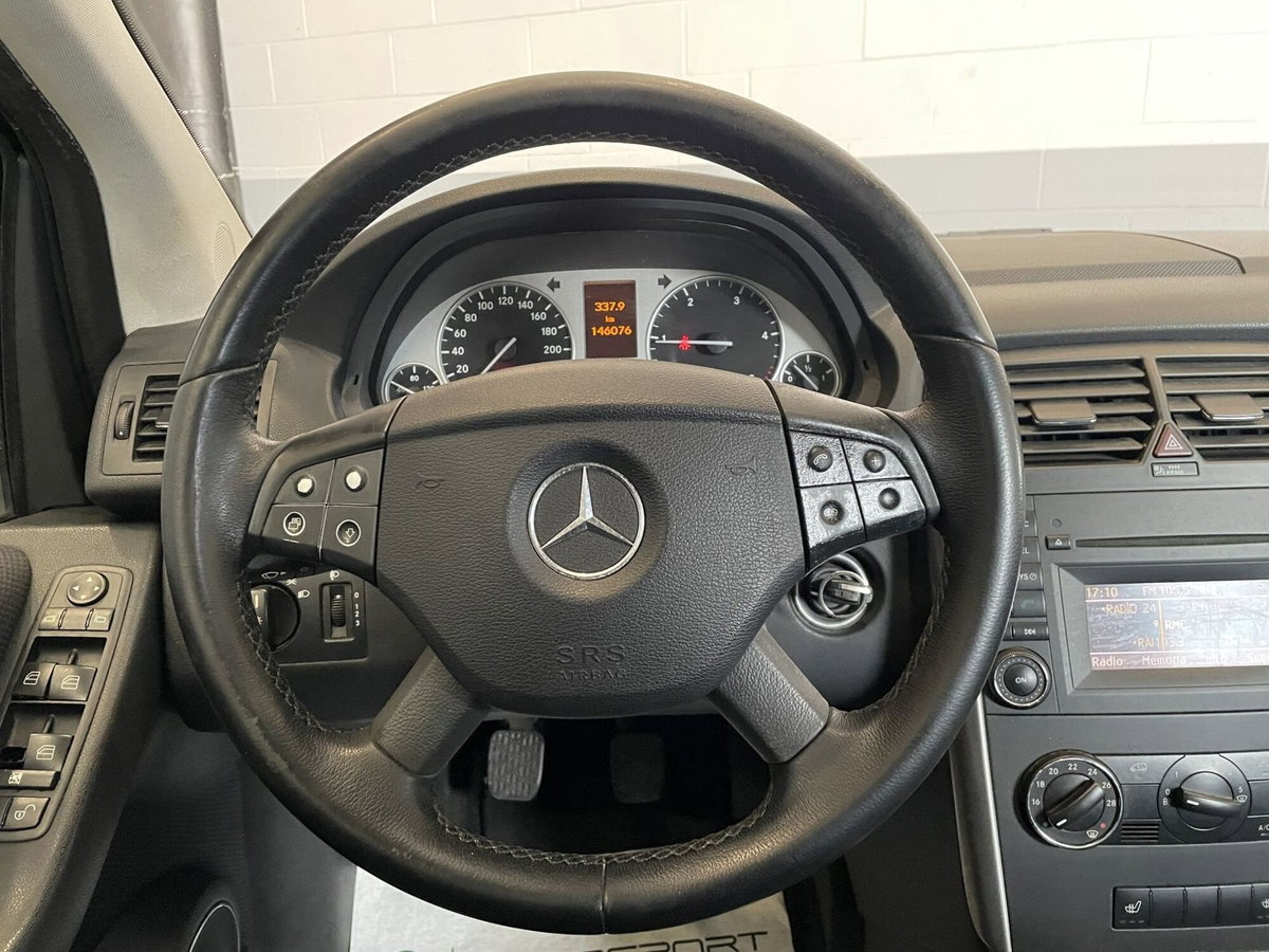 Mercedes-Benz Classe B 200 CDI Executive (10)