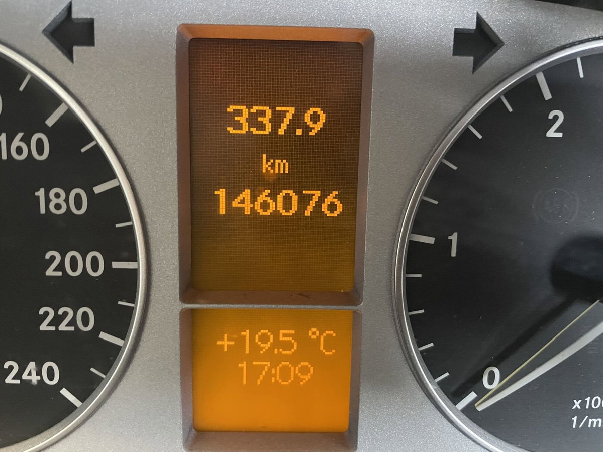 Mercedes-Benz Classe B 200 CDI Executive (14)