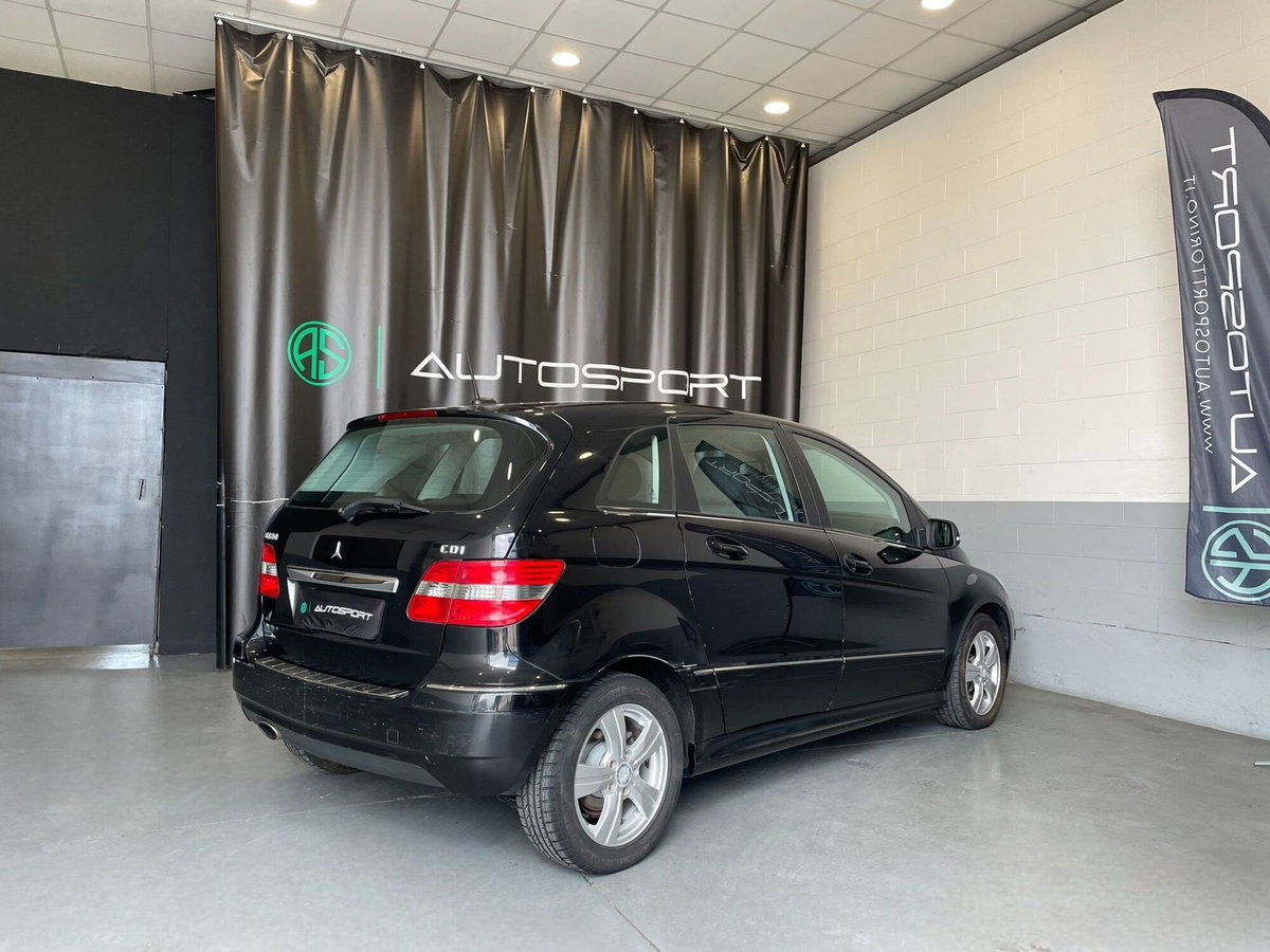 Mercedes-Benz Classe B 200 CDI Executive (7)