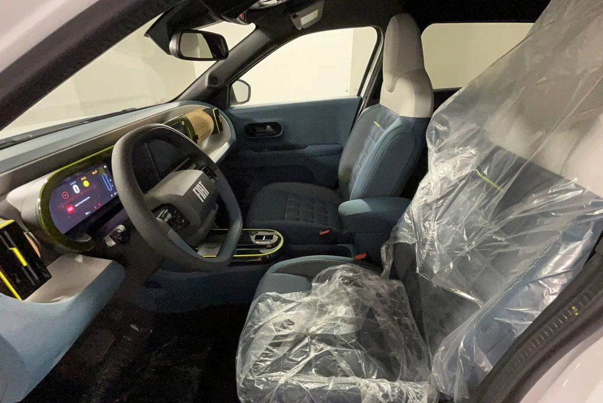 Fiat Grande Panda 1.2 hybrid La Prima 110cv edct (10)