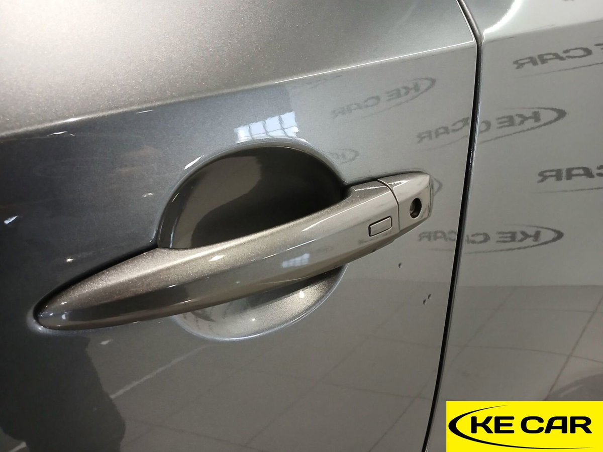 Nissan Qashqai 1.3 mhev N-Connecta 2wd 140cv (18)