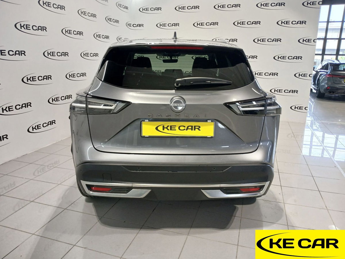 Nissan Qashqai 1.3 mhev N-Connecta 2wd 140cv (6)