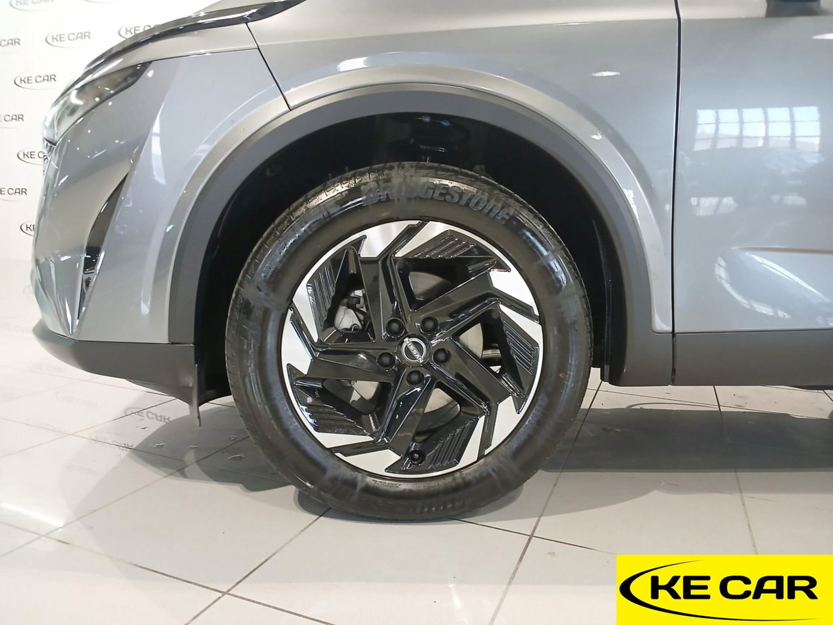 Nissan Qashqai 1.3 mhev N-Connecta 2wd 140cv (8)