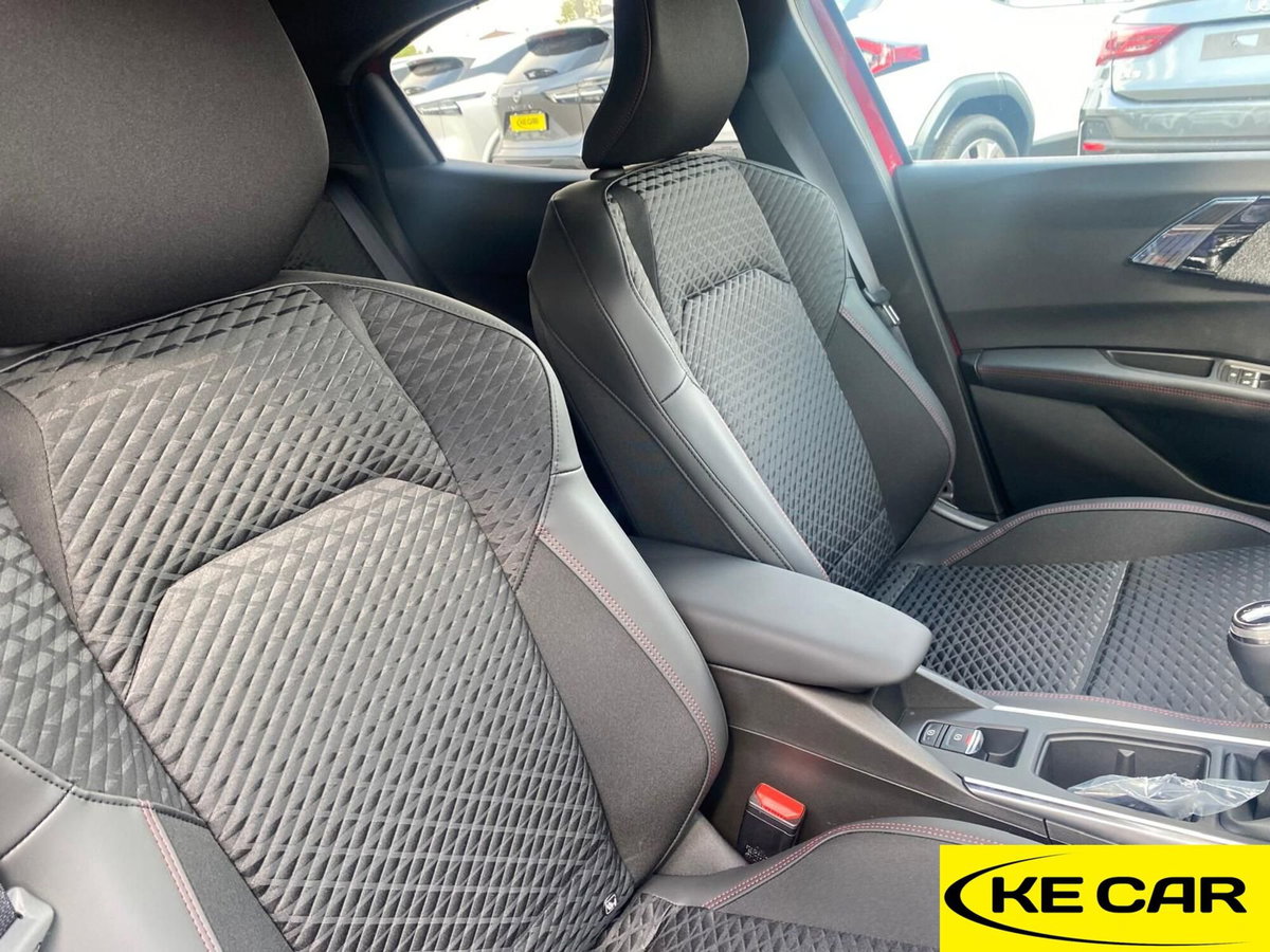 Renault Clio 1.2 tce Techno 115cv (20)