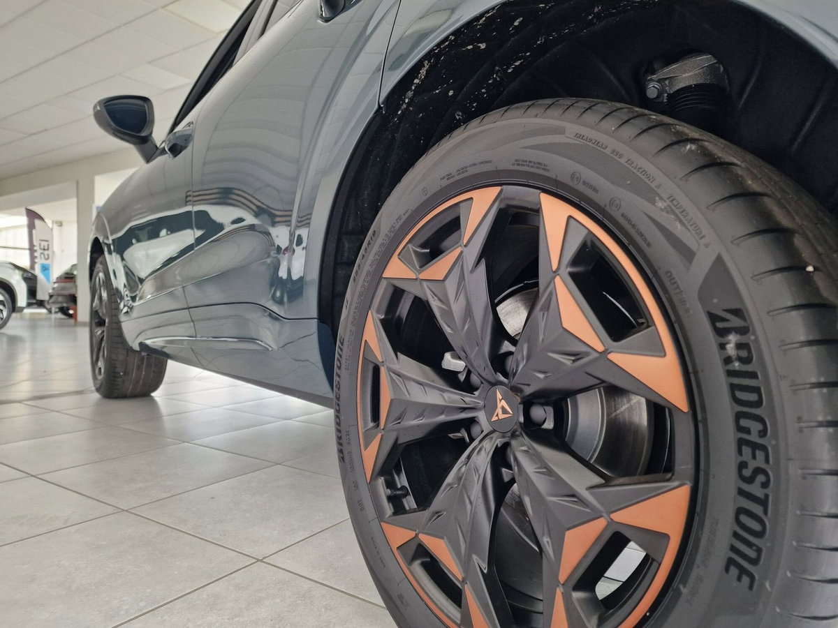 Cupra Terramar 1.5 hybrid 150cv dsg (9)