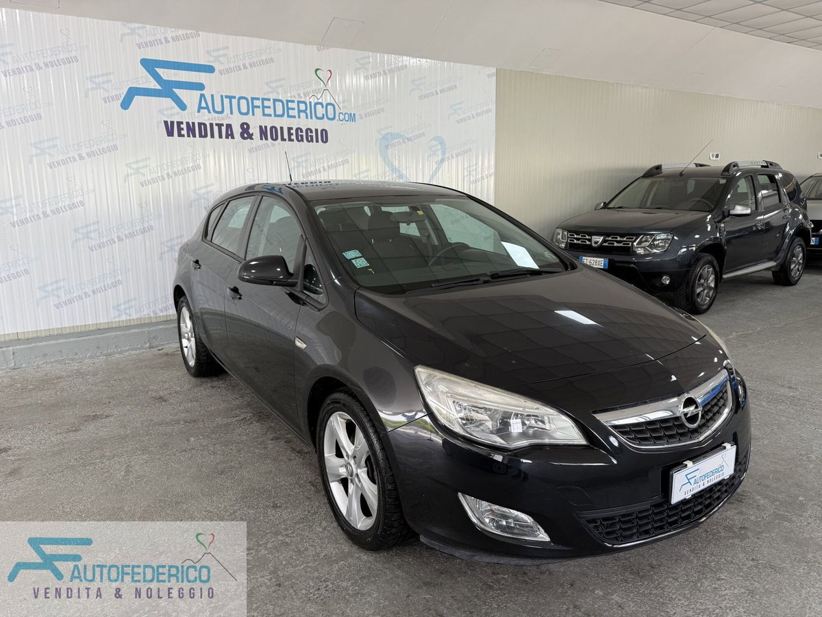 Opel Astra 1.7 CDTI 125CV 5 porte Cosmo (3)