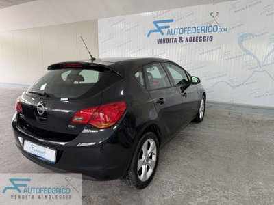Opel Astra 1.7 CDTI 125CV 5 porte Cosmo (4)