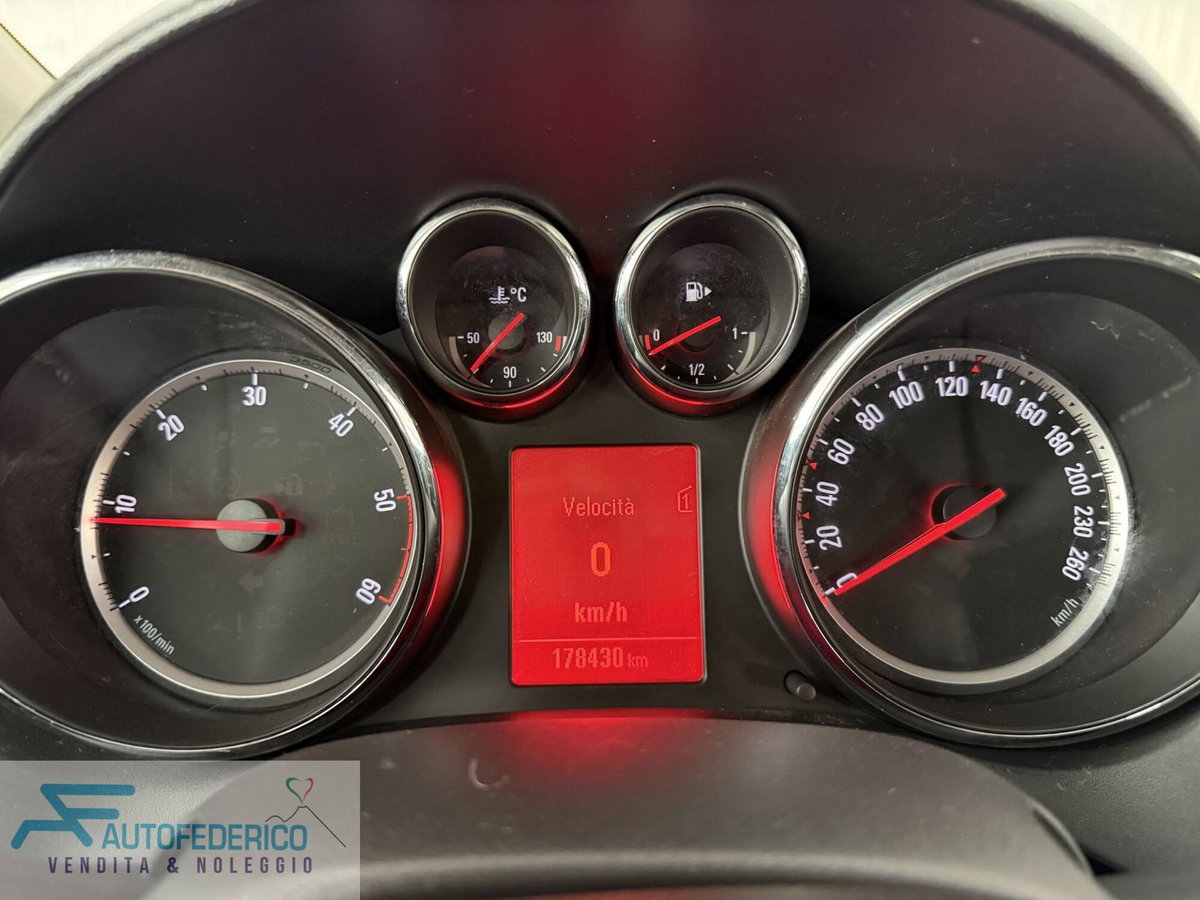 Opel Astra 1.7 CDTI 125CV 5 porte Cosmo (7)