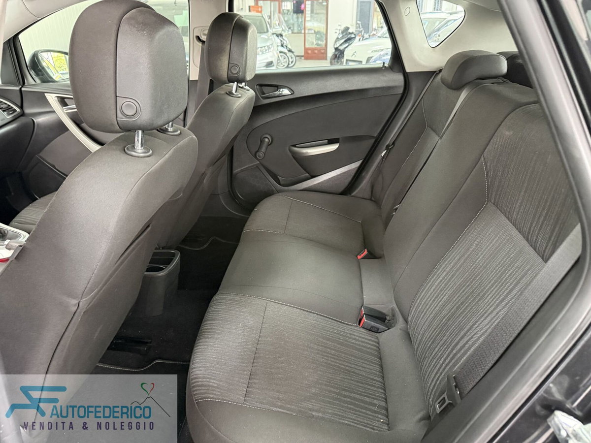 Opel Astra 1.7 CDTI 125CV 5 porte Cosmo (9)
