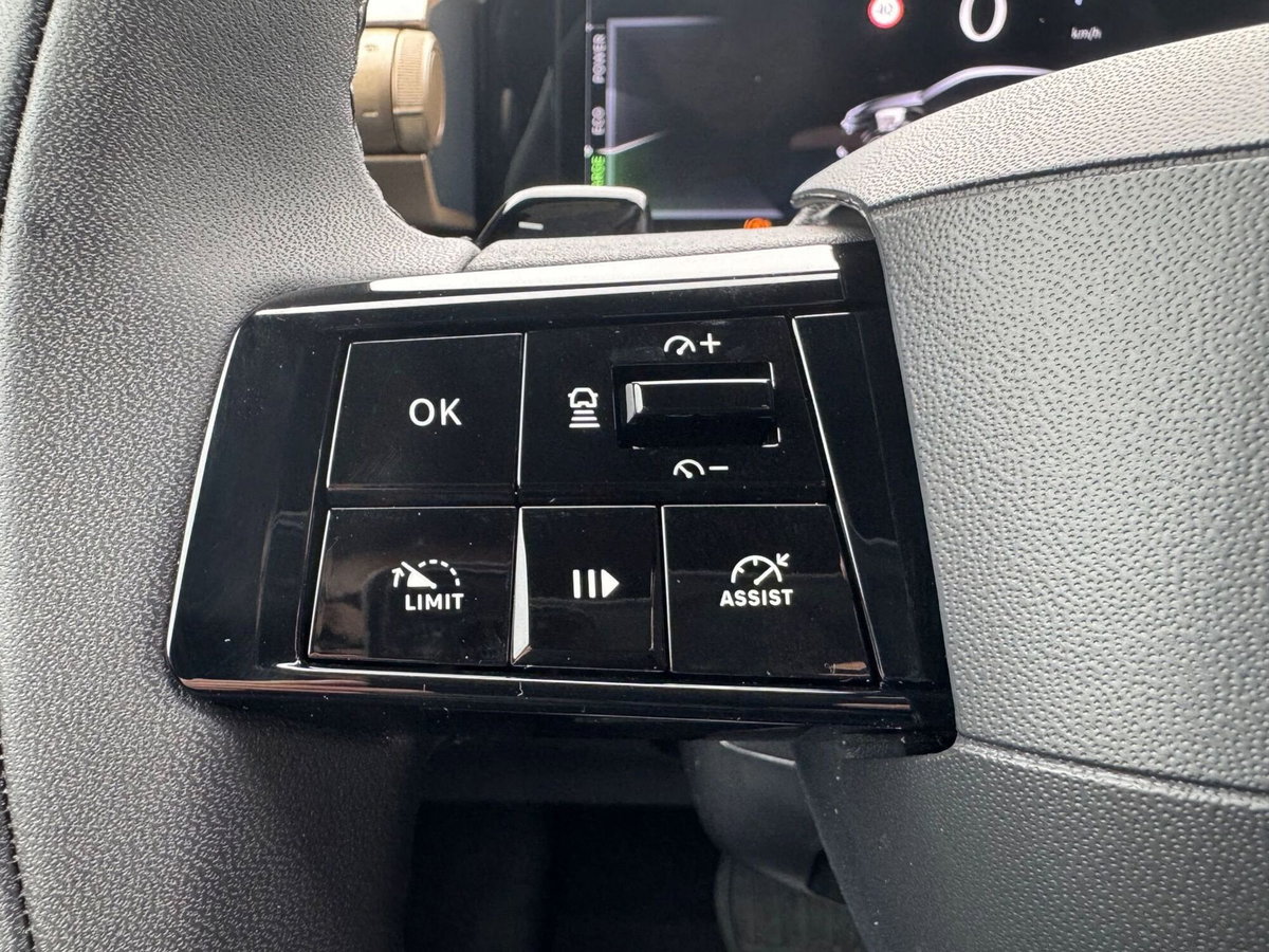 Lancia Ypsilon 1.2 mhev LX 110cv e-dct (15)