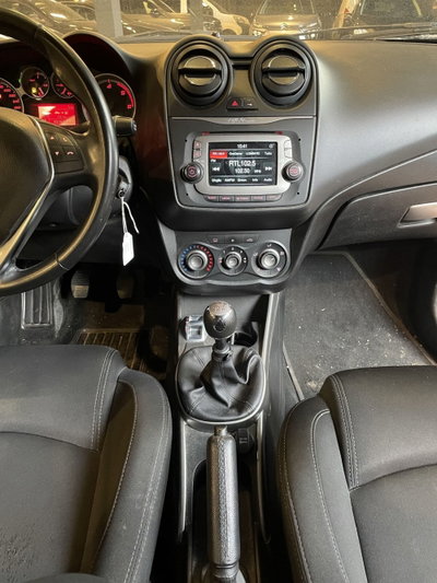 Alfa Romeo MiTo 1.3 JTDm 95 CV S&S Super (8)