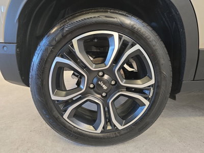 Jeep Avenger 1.2 turbo e-hybrid mhev Summit fwd 110cv edct6 (12)