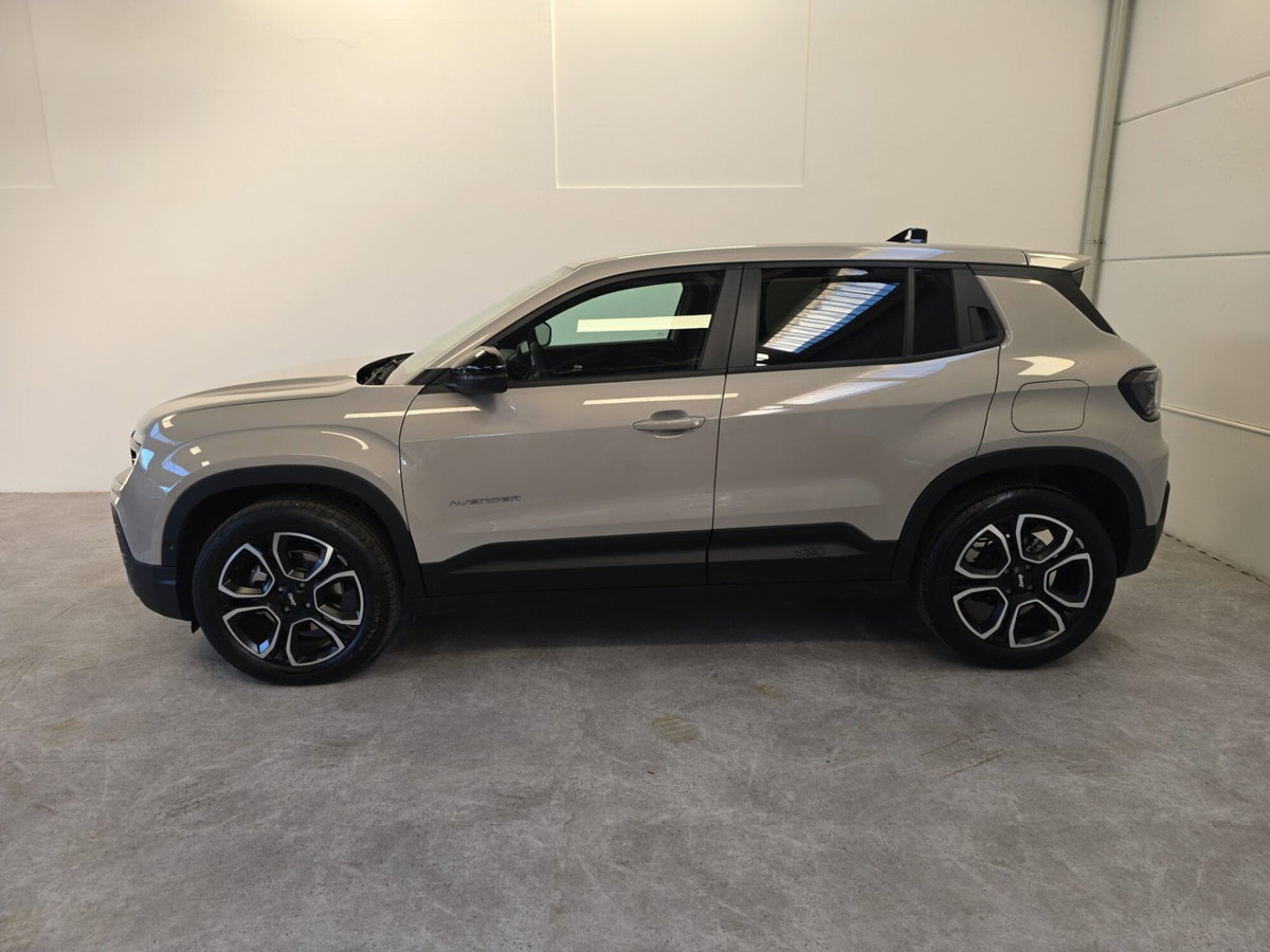 Jeep Avenger 1.2 turbo e-hybrid mhev Summit fwd 110cv edct6 (2)