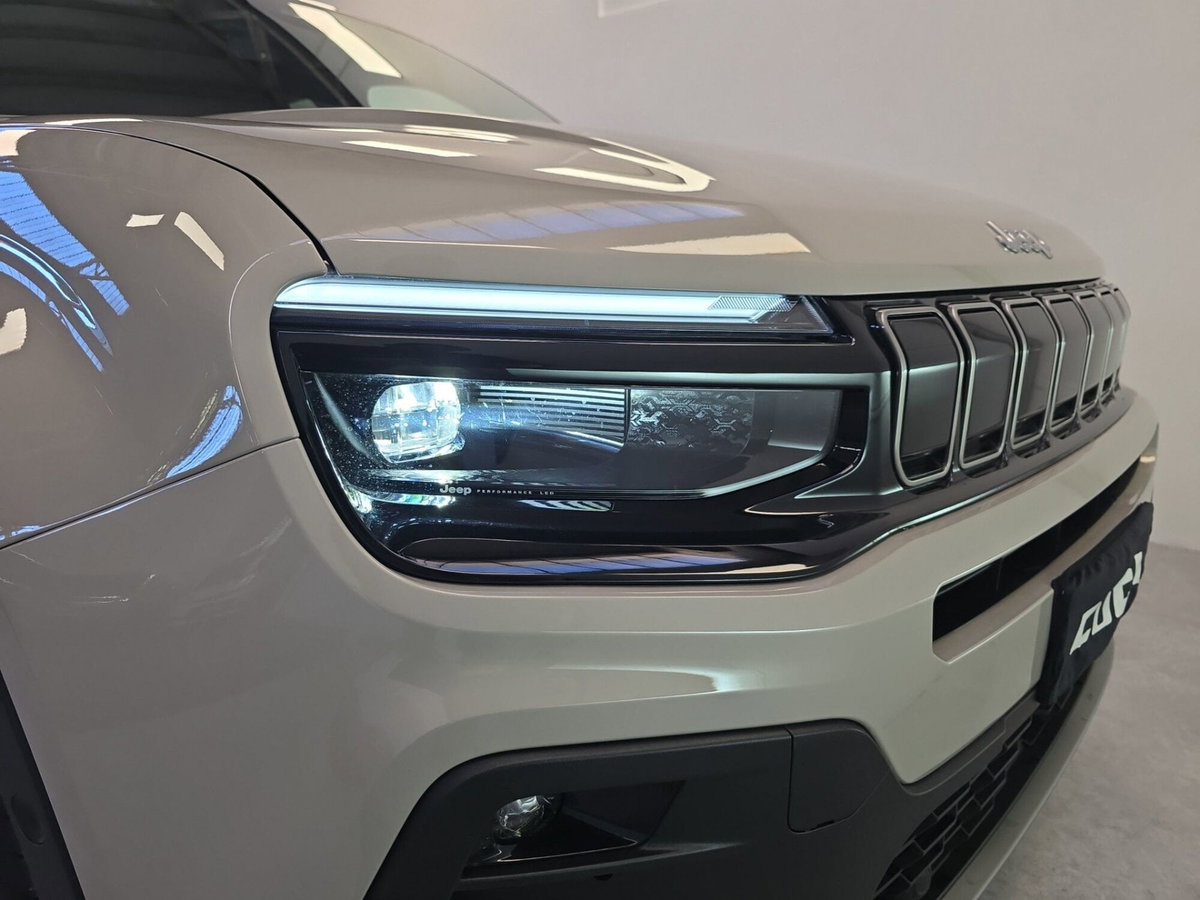 Jeep Avenger 1.2 turbo e-hybrid mhev Summit fwd 110cv edct6 (7)