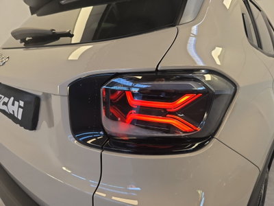 Jeep Avenger 1.2 turbo e-hybrid mhev Summit fwd 110cv edct6 (8)