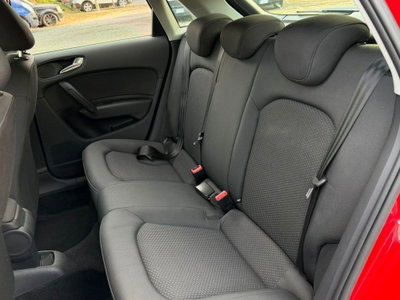 Audi A1 Sportback 1.4 TDI Admired (14)