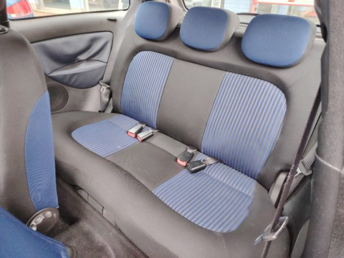 Lancia Ypsilon 1.2 New Oro (9)