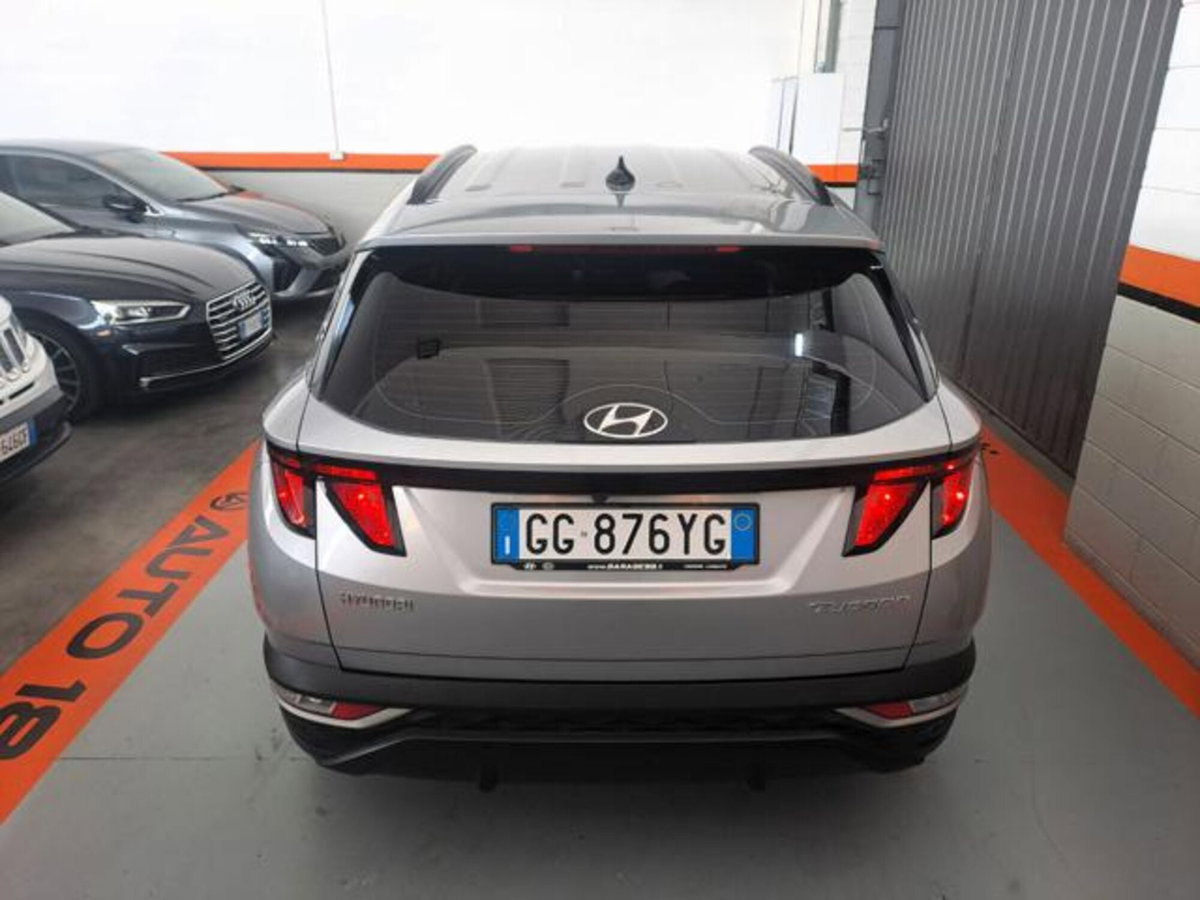 Hyundai Tucson 1.6 t-gdi 48V Xtech 2wd imt (3)