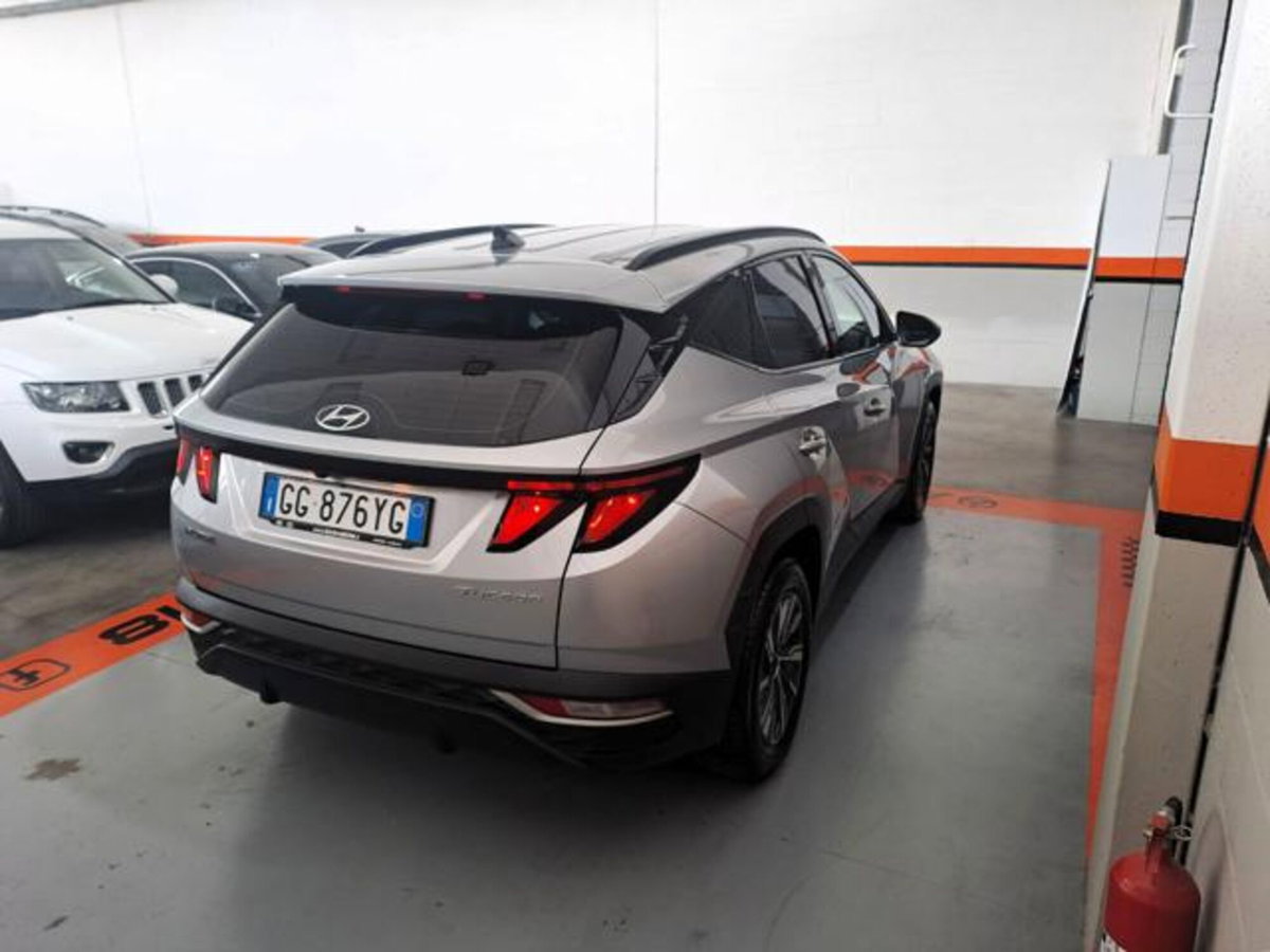 Hyundai Tucson 1.6 t-gdi 48V Xtech 2wd imt (4)