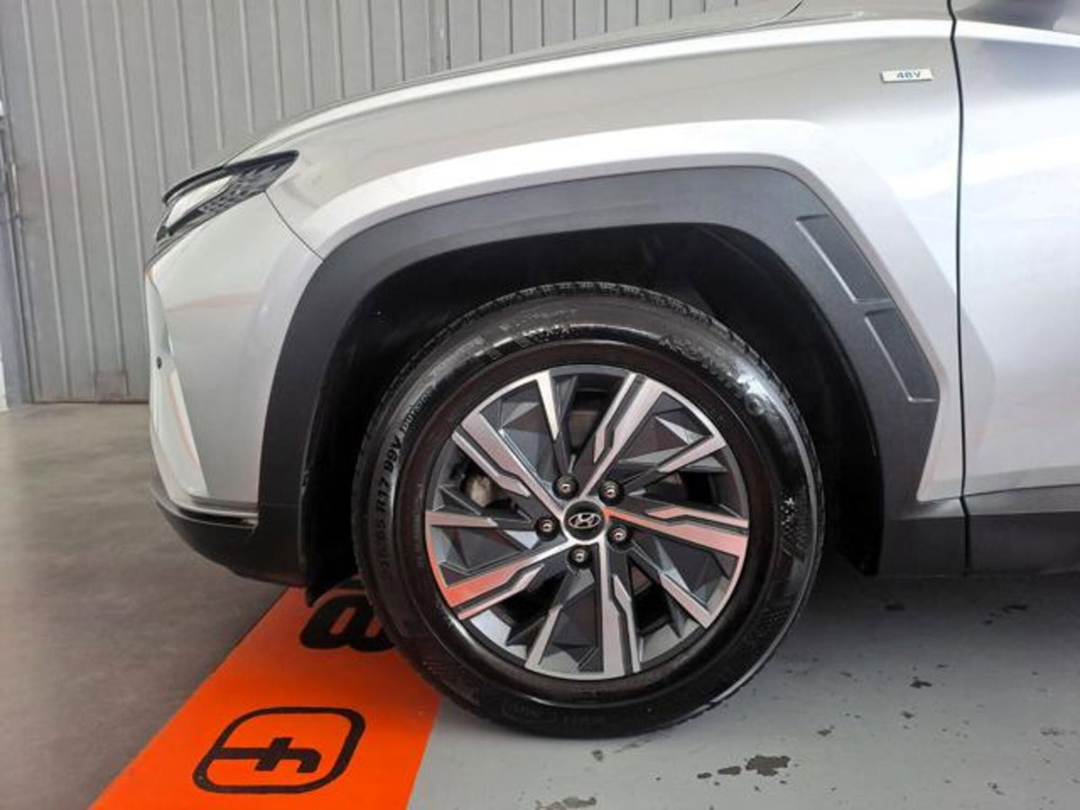 Hyundai Tucson 1.6 t-gdi 48V Xtech 2wd imt (6)