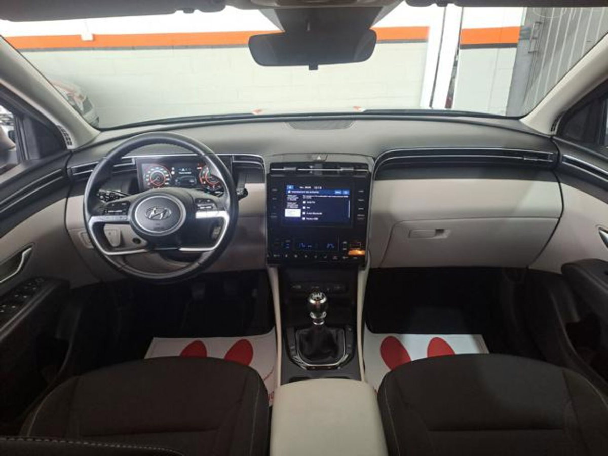 Hyundai Tucson 1.6 t-gdi 48V Xtech 2wd imt (9)