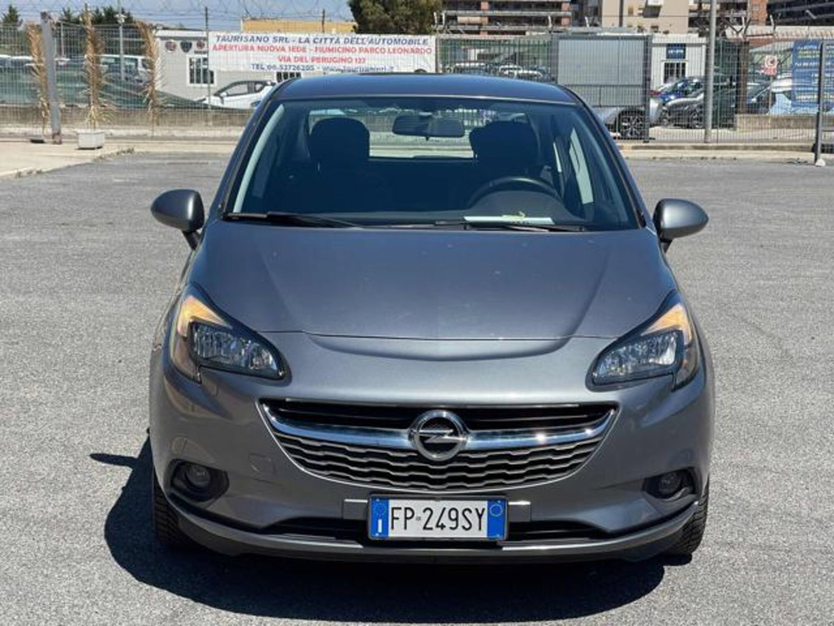 Opel Corsa 1.2 5 porte Black Edition (5)