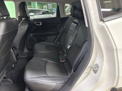 Jeep Compass 1.6 Multijet II 2WD Limited (15)
