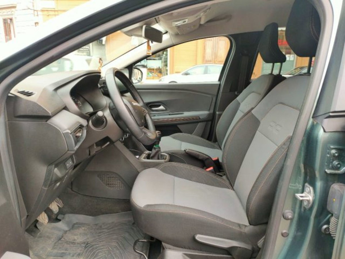 Dacia Jogger Jogger 1.0 TCe GPL 100 CV 5 posti Extreme (11)