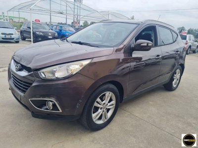 Hyundai ix35 2.0 CRDi 184CV High 4WD Style (2)