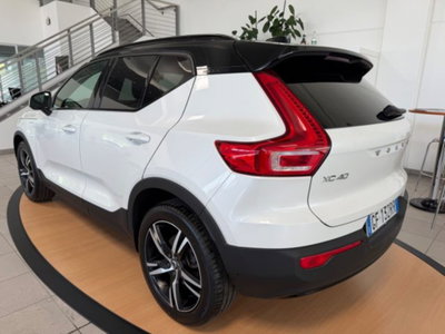 Volvo XC40 T5 Recharge Plug-in Hybrid R-design (6)
