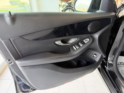 Mercedes-Benz GLC SUV 300 de 4Matic EQ-Power Business (7)