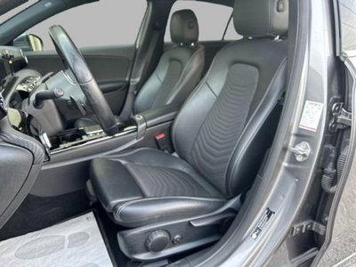 Mercedes-Benz Classe A Sedan 180 d Automatic 4p. Business (11)