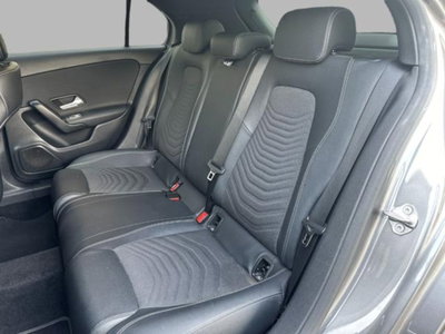 Mercedes-Benz Classe A Sedan 180 d Automatic 4p. Business (12)