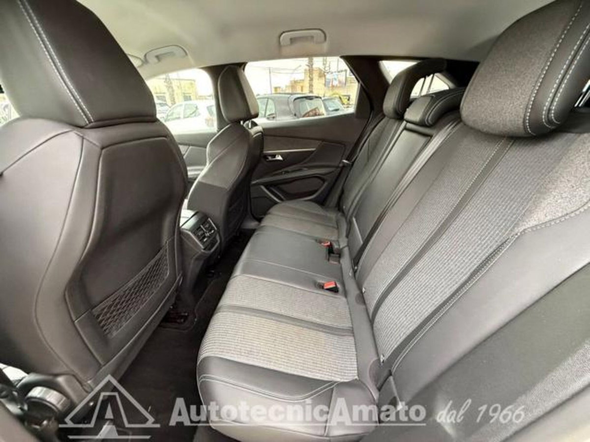 Peugeot 3008 BlueHDi 130 S&S EAT8 Allure Pack (14)